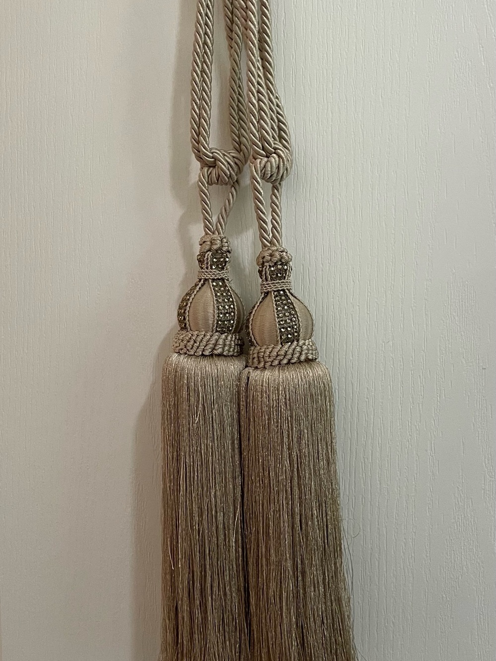 Elegant Beige Curtain Tassel Tieback Pair - Decorative Home Accent